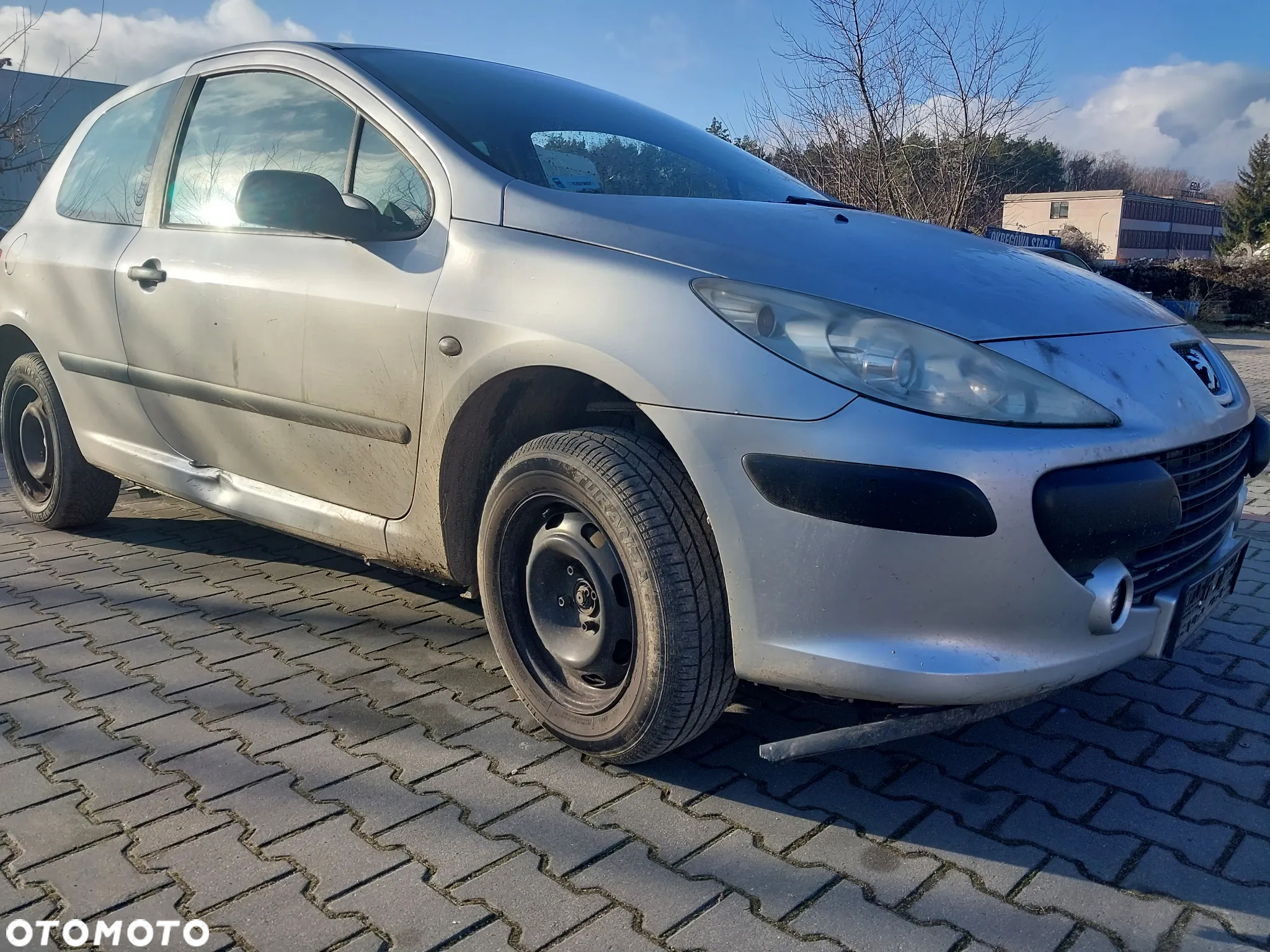 Peugeot 307 FL Lift 3D Hatchback silnik 1.6 HDI 90KM skrzynia biegów 20DM75 drzwi zderzak klapa błotnik EZRC belka przewód szyba wyświetlacz podsufitka wtryski pompa maglownica felgi alternator Cały na części wszystkie części - 9