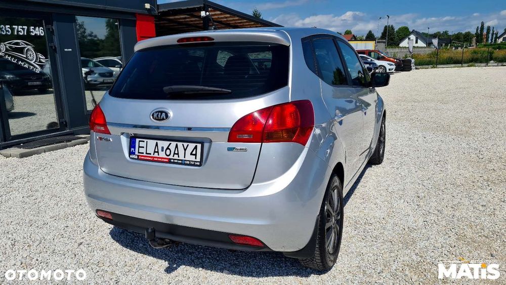 Kia Venga - 7