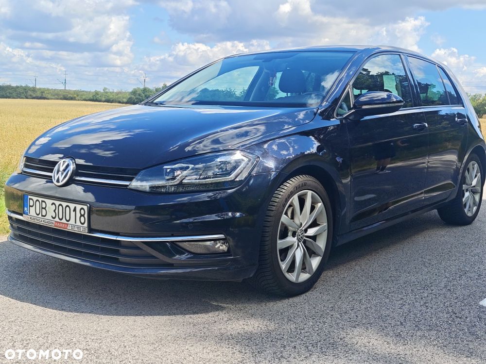Volkswagen Golf - 1