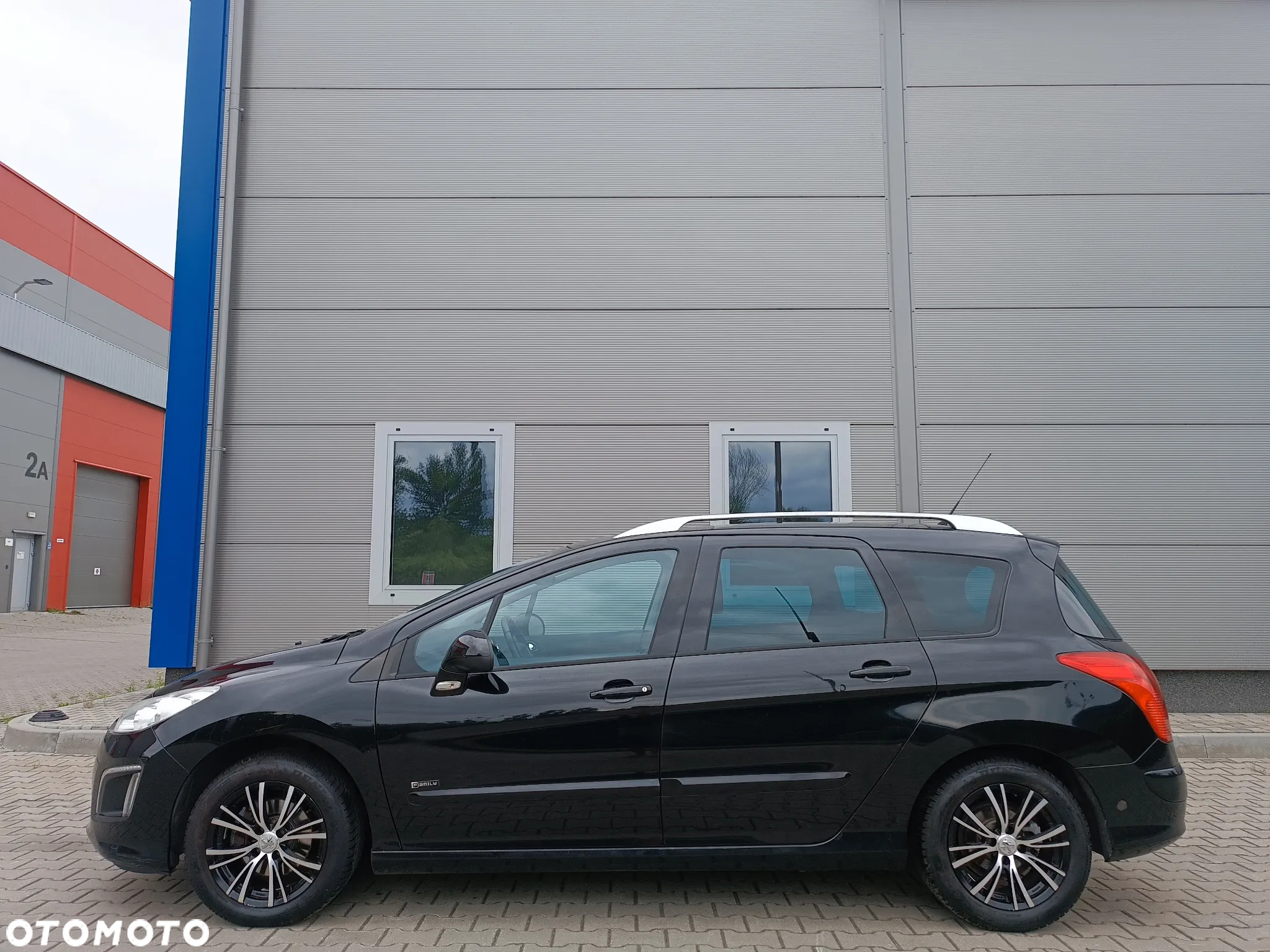 Peugeot 308 SW 120 VTi Family - 8