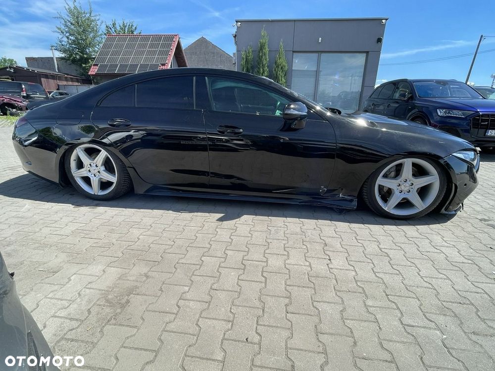 Mercedes-Benz CLS - 9