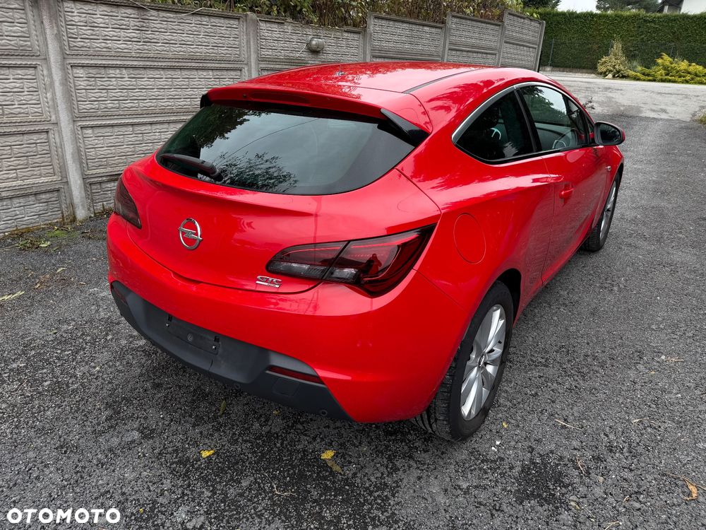 Opel Astra GTC 1.4 Turbo Automatik - 11