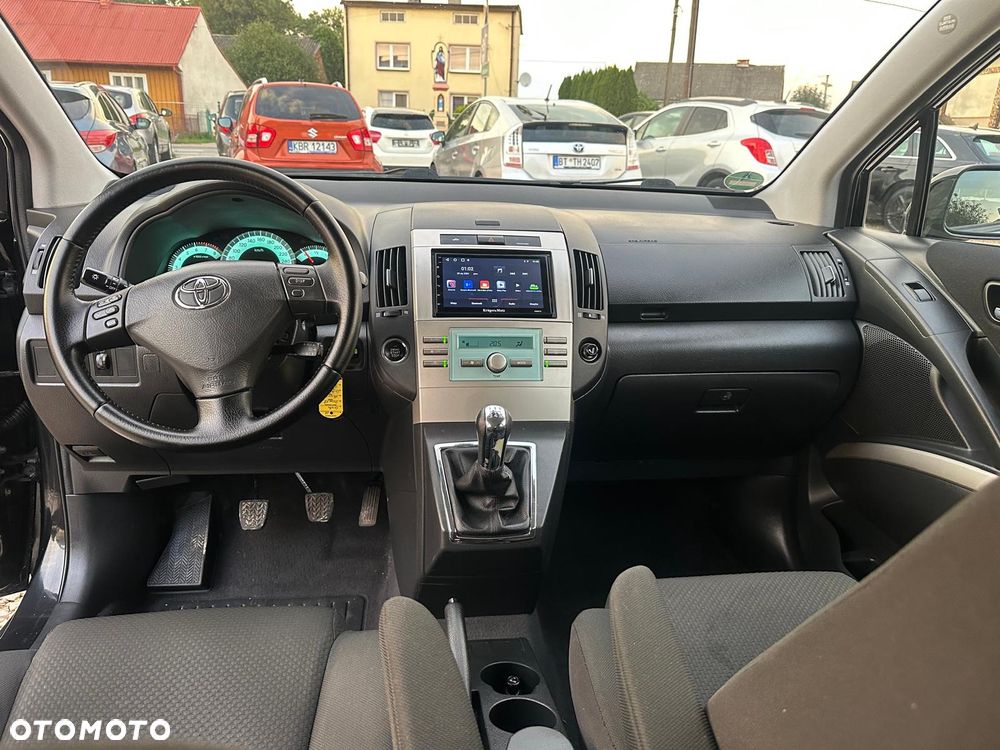 Toyota Corolla Verso 1.8 Sol 7os - 14