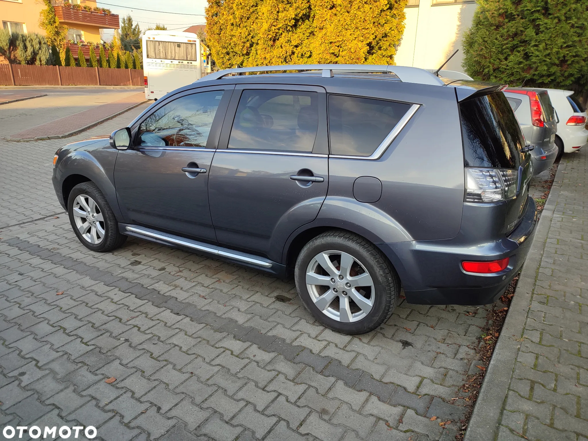 Mitsubishi Outlander 2.0 DID Invite SE - 3