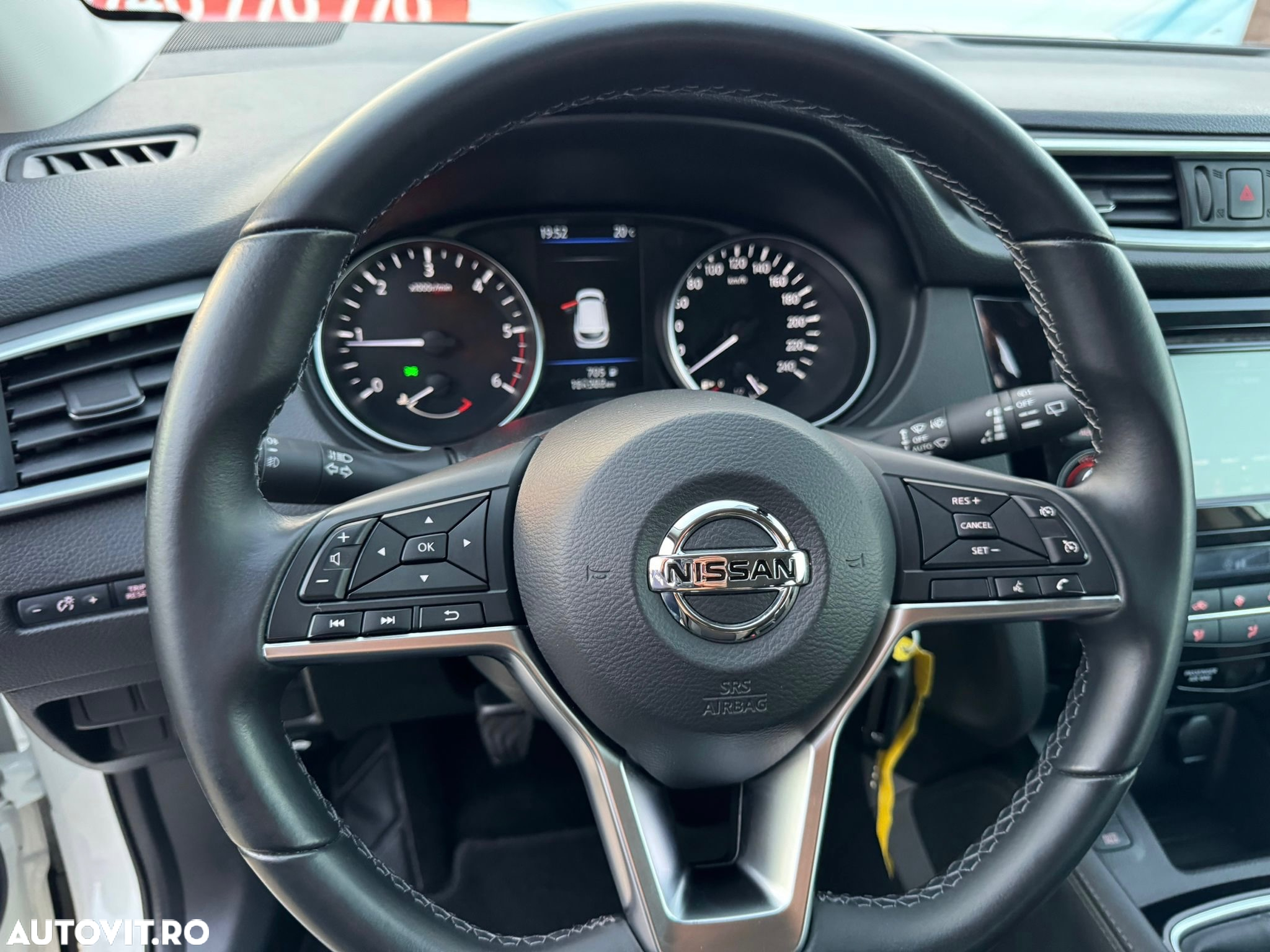 Nissan Qashqai 1.5 DCI N-CONNECTA - 18