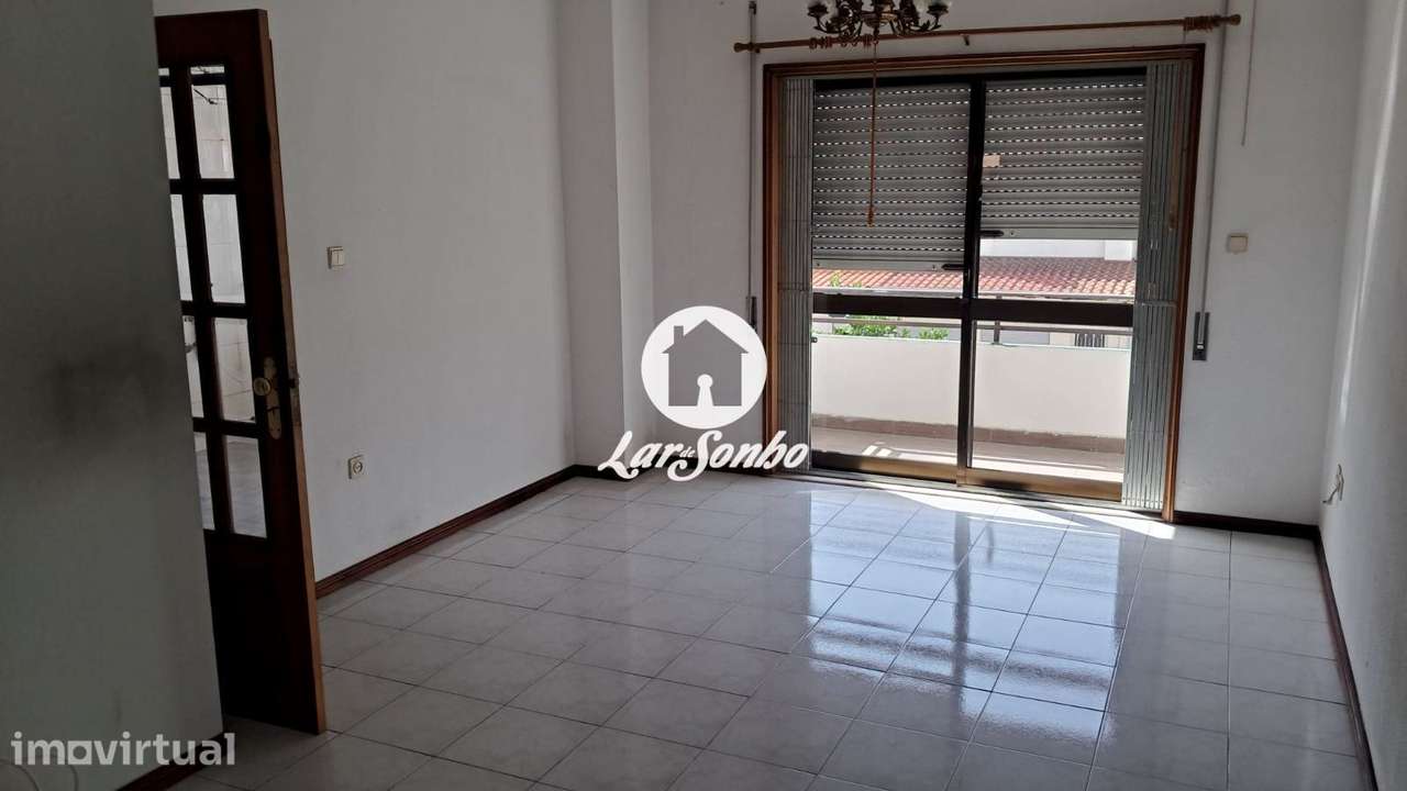 Apartamento T1 para arrendamento (€850 p/m) localizado no centro da... - Grande imagem: 2/17