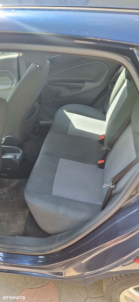 Ford Fiesta 1.25 Ambiente - 11