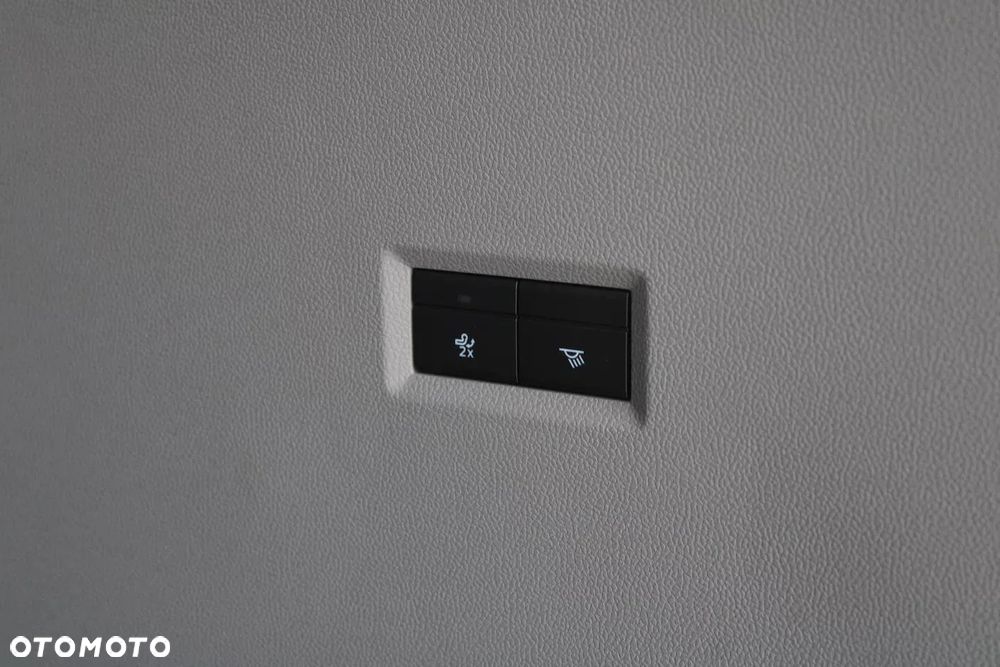 Ford Tourneo Custom 2.5 PHEV CVT 340 L2 Titanium X - 18