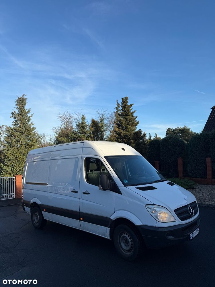 Mercedes-Benz Sprinter - 7