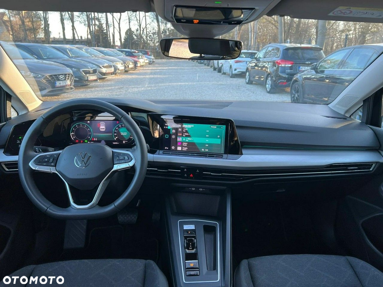 Volkswagen Golf VIII 1.5 eTSI Life DSG - 11