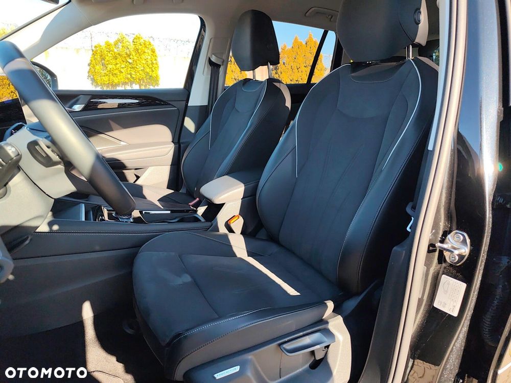 Volkswagen Tiguan - 11