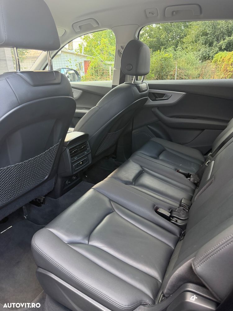 Audi Q7 3.0 55 TFSIe quattro Tiptronic S Line - 9
