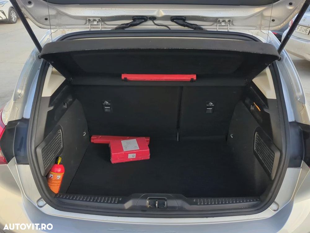 Ford Focus 1.5 EcoBlue Connected - 28