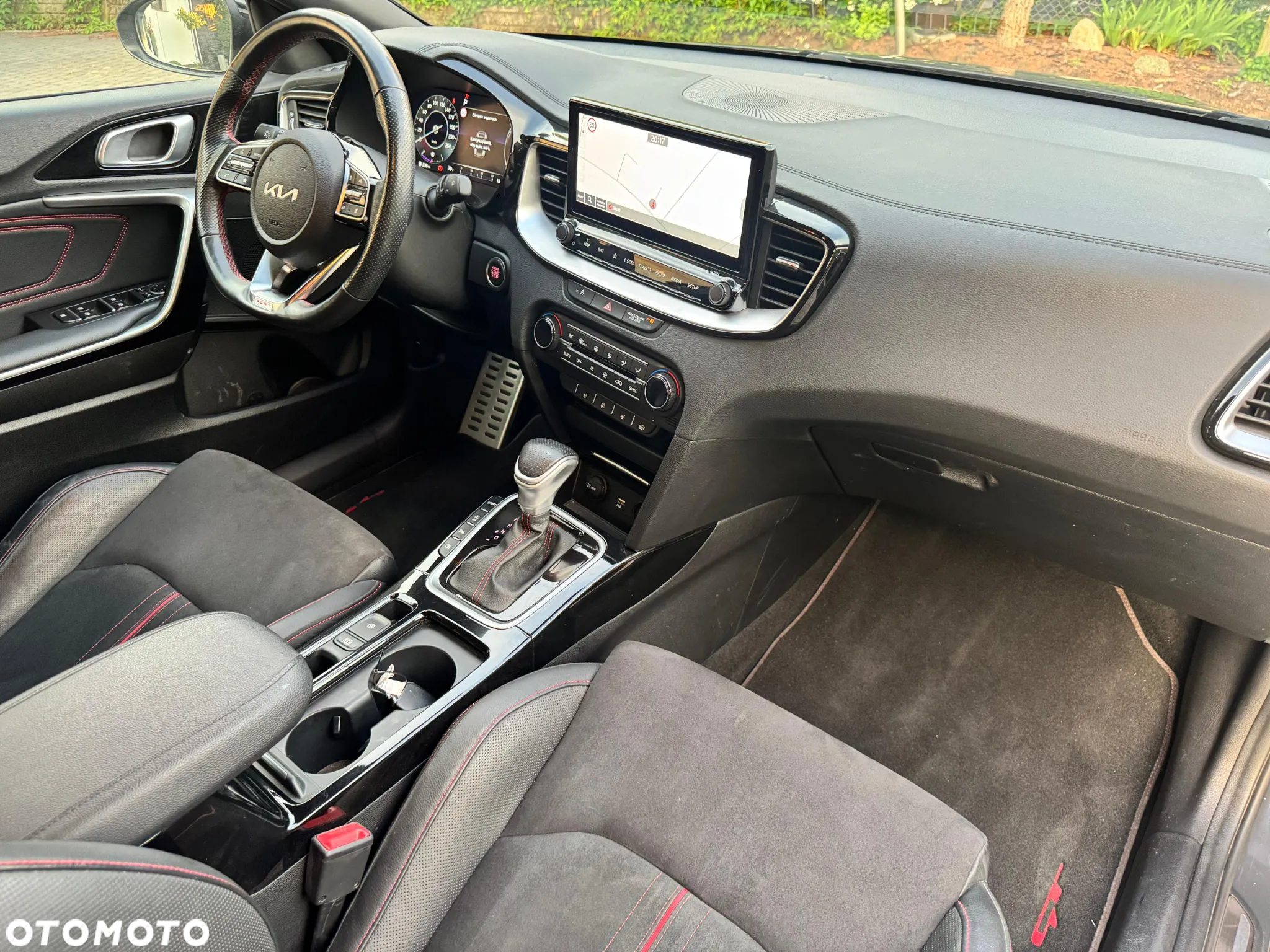 Kia ProCeed 1.6 T-GDI GT DCT - 19