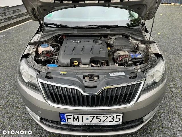 Skoda RAPID Spaceback 1.6 TDI Elegance - 15