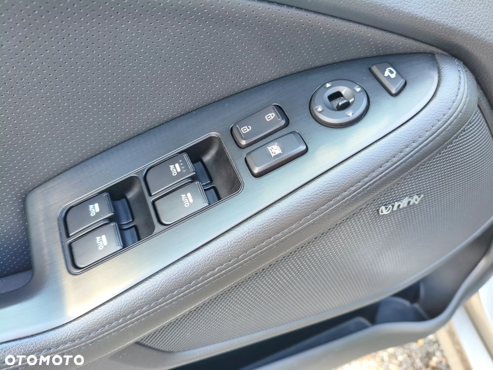 Kia Optima - 23