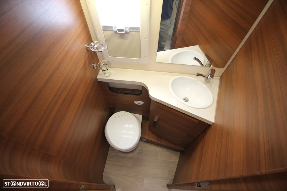 Elnagh Baron 579 *CAMA CENTRAL+BASCULANTE* - 11
