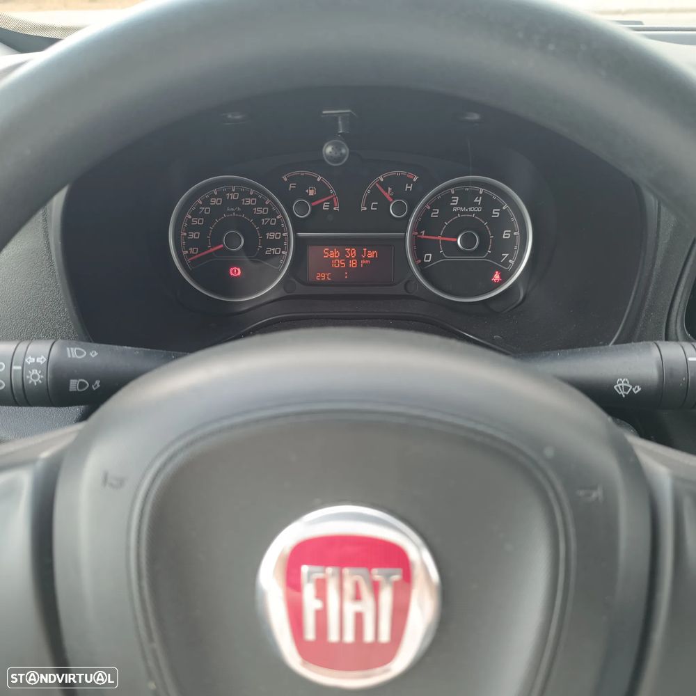 Fiat DOBLO 1.3 MULTIJET 3 LUGARES - 18