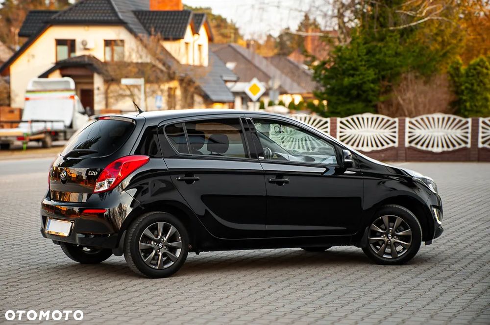 Hyundai i20 1.2 Trend - 24