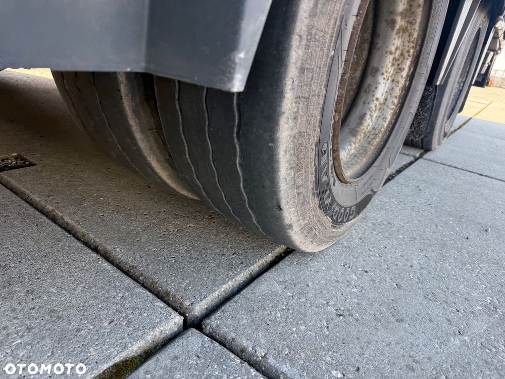 Nooteboom Nooteboom / 3 Osie / Skrętna oś / Osie SAF / Najazdy hydrauliczne + balkon / Poszerzenia / Sprowadzona / STAN BDB / / / - 37