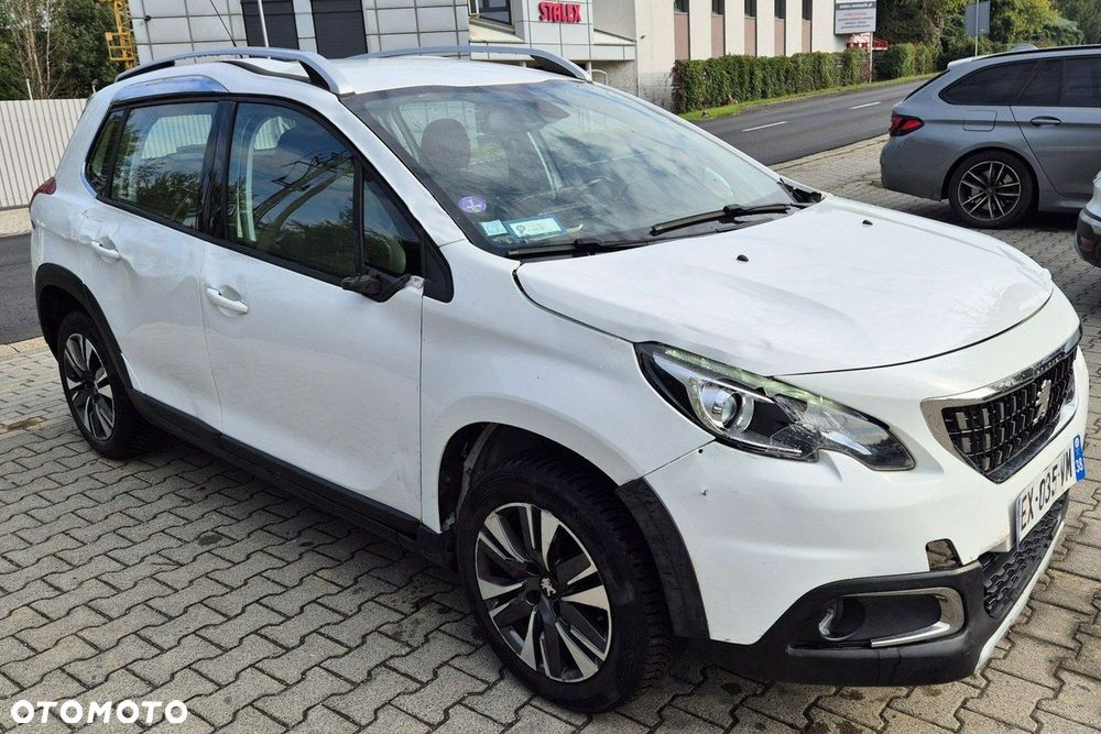 Peugeot 2008 PureTech 110 Stop&Start Allure - 4