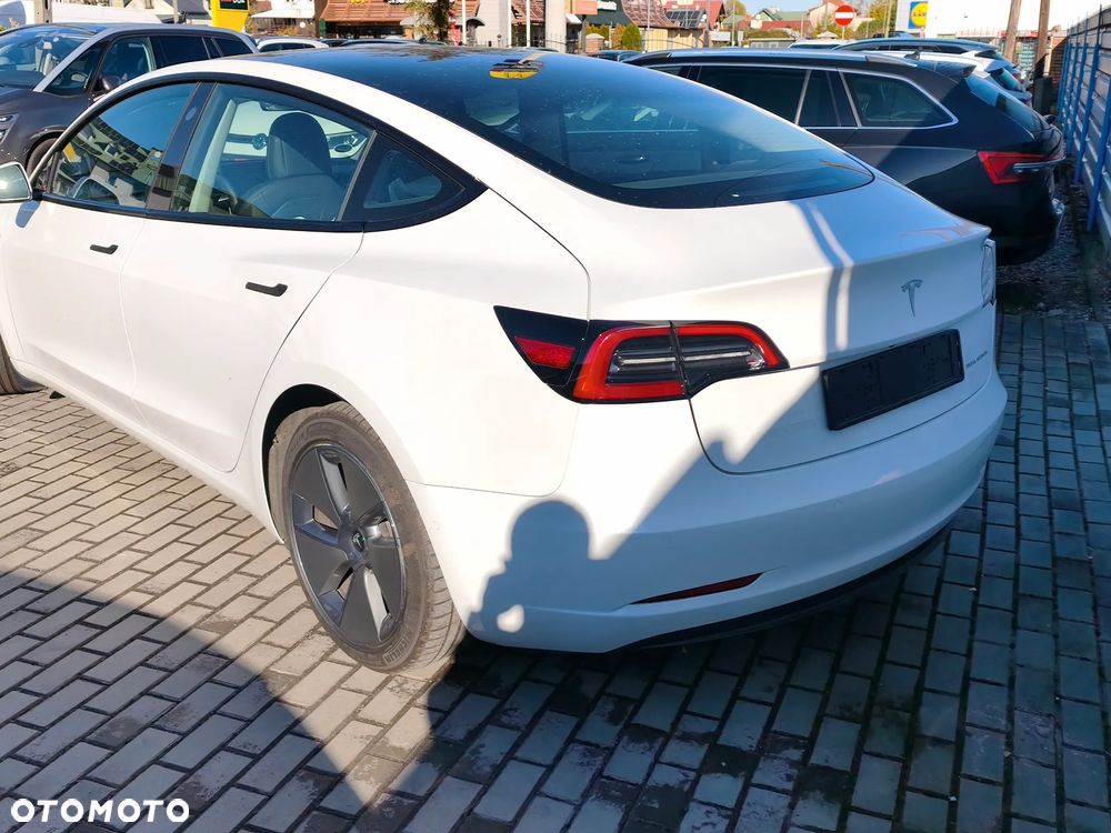 Tesla Model 3 Langstreckenbatterie Allradantrieb Dual Motor - 20