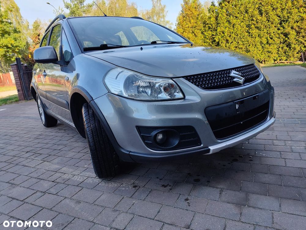 Suzuki SX4 Classic 1.6 VVT 4x4 Comfort - 1