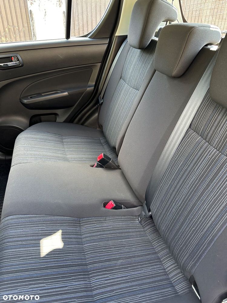 Suzuki Swift - 8