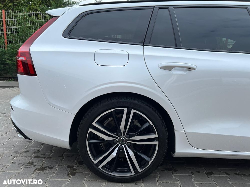 Volvo V60 T6 AWD Twin Engine Geartronic R-Design - 8