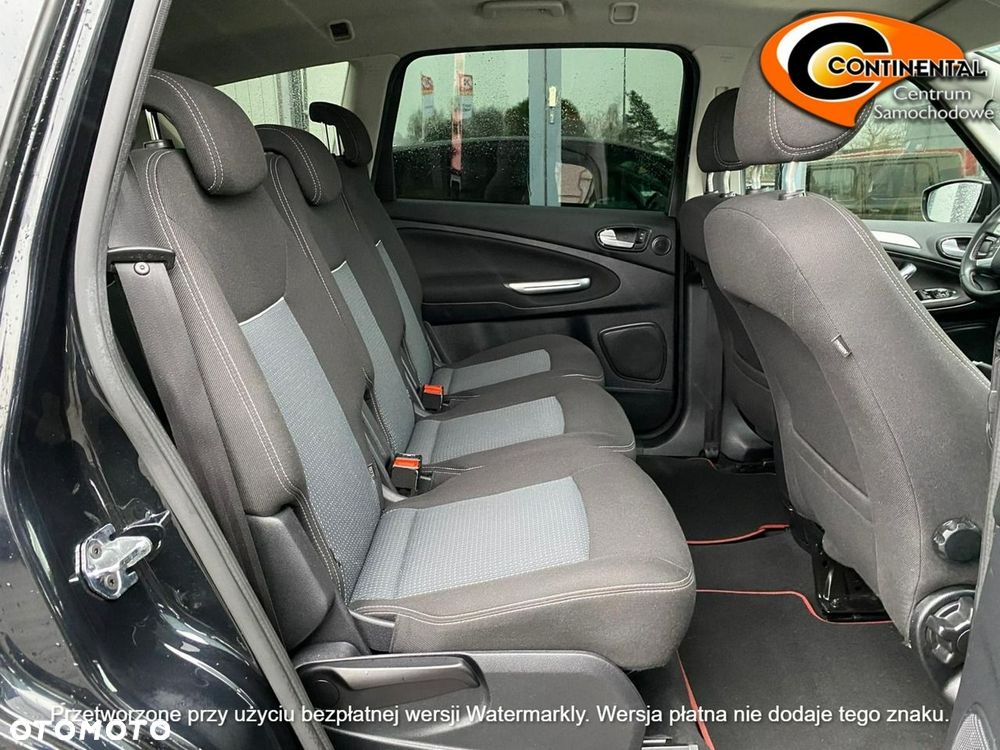 Ford S-Max - 10