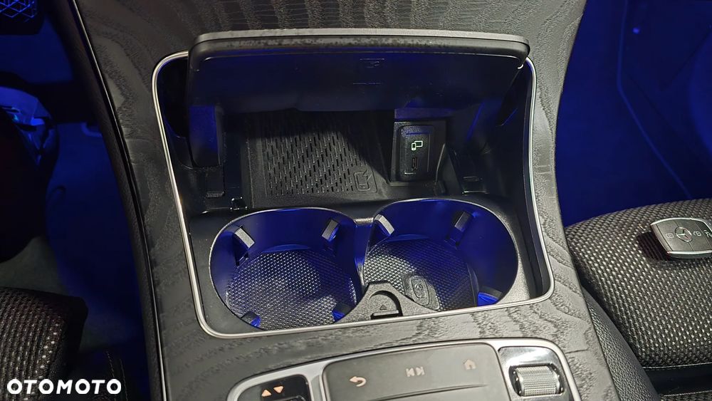 Mercedes-Benz GLC 300 de 4Matic 9G-TRONIC AMG Line Plus - 22