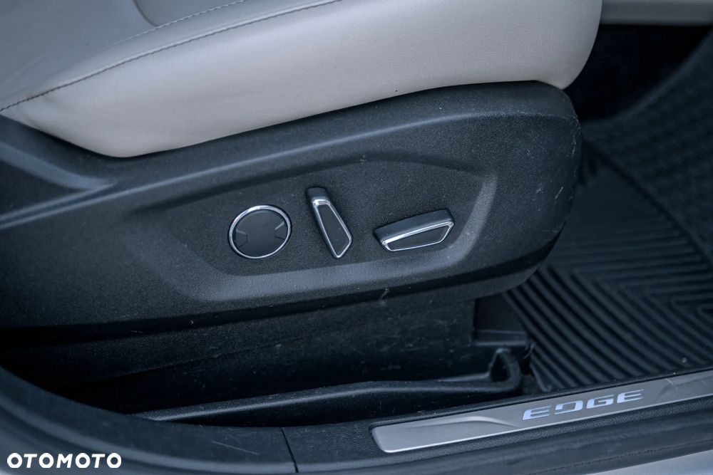 Ford Edge - 27