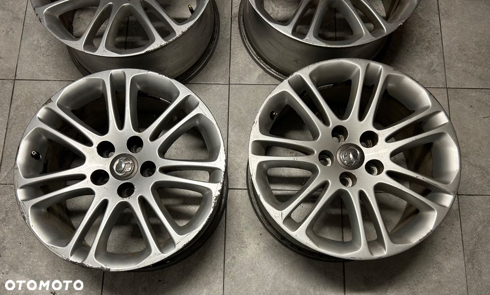 Felgi aluminiowe OPEL INSIGNIA 8 x 18 ET42 5 x 120 13239885 - 2