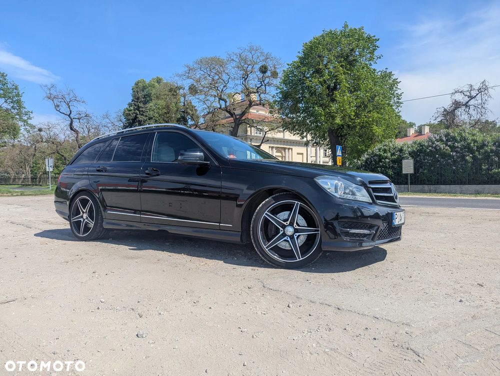 Mercedes-Benz Klasa C 300 CDI BlueEff 4-Matic Avantgarde - 3