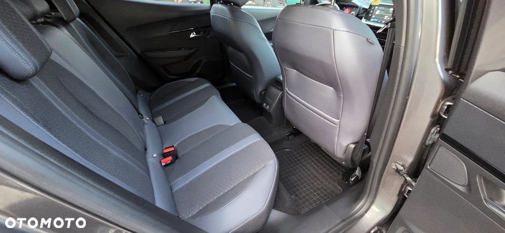 Peugeot 2008 - 15