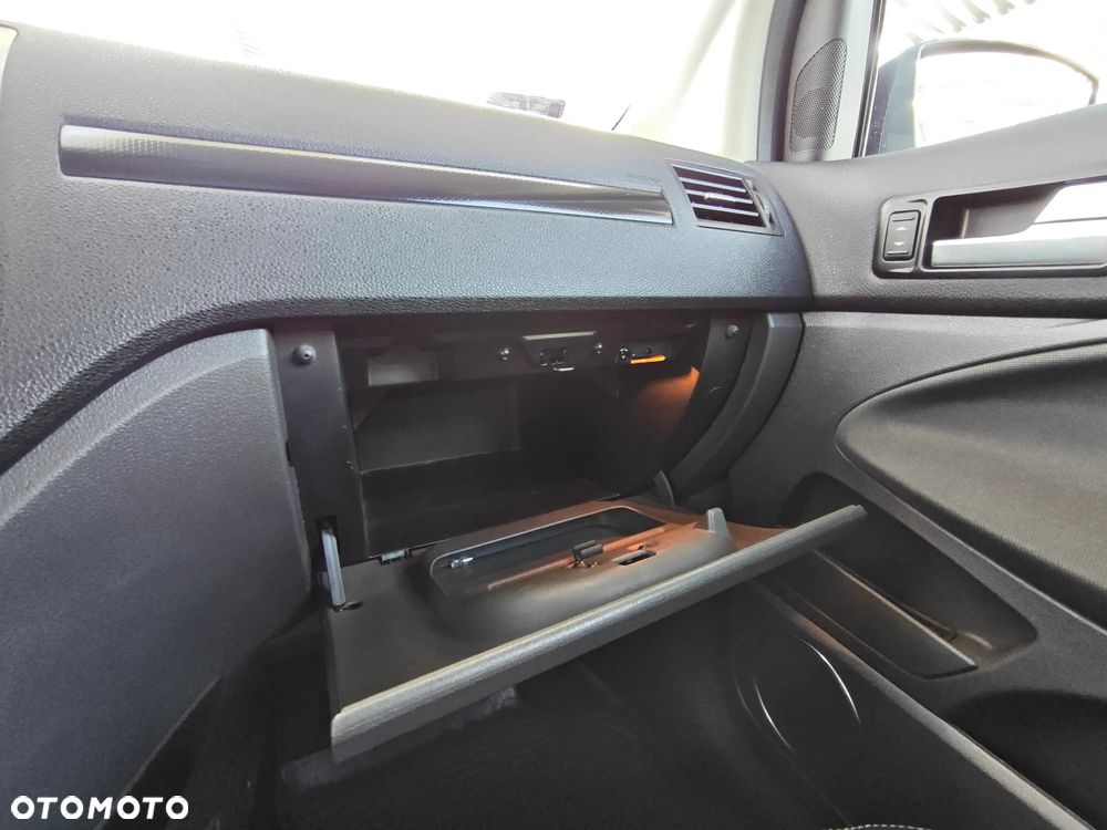 Ford Kuga 2.0 TDCi Titanium - 33