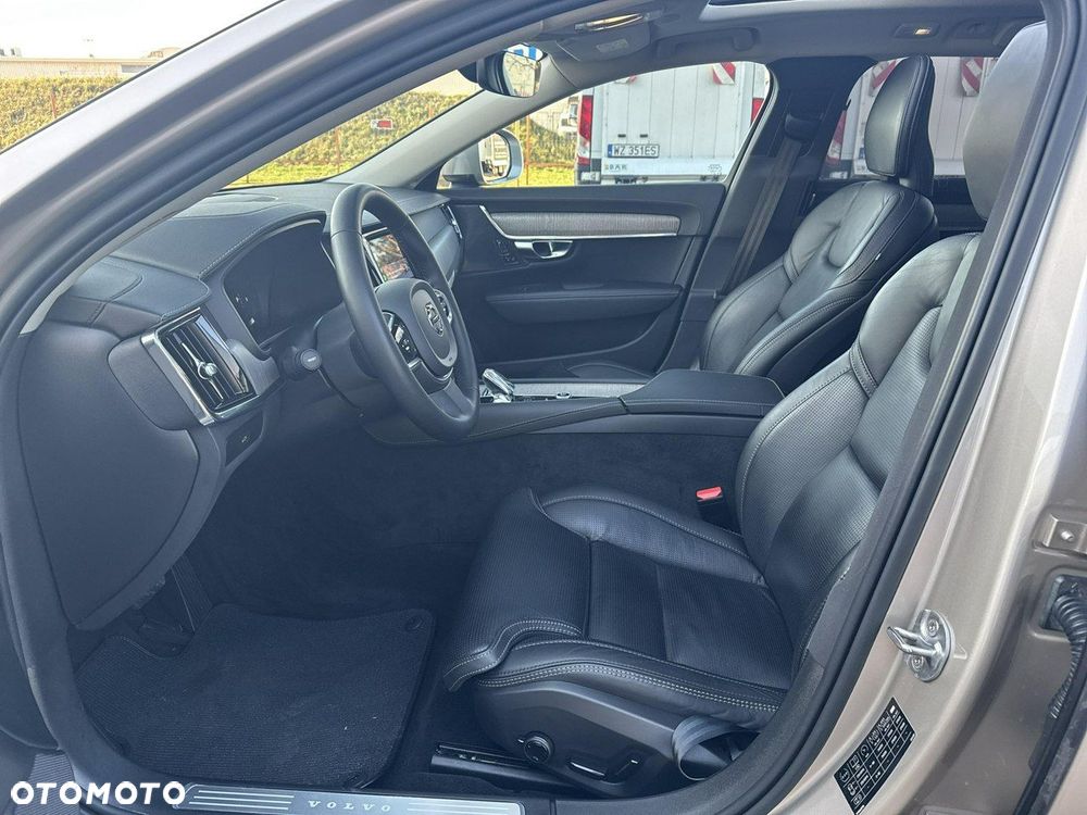 Volvo V90 Cross Country B5 D AWD Pro - 12