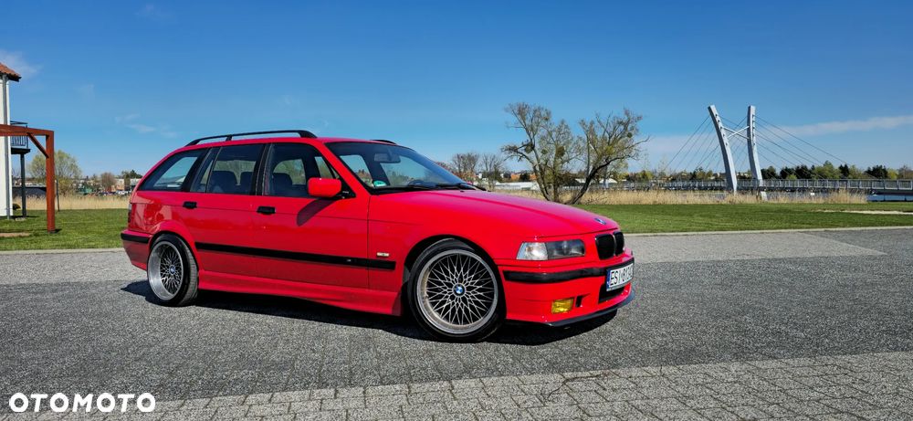 BMW Seria 3 323i - 28