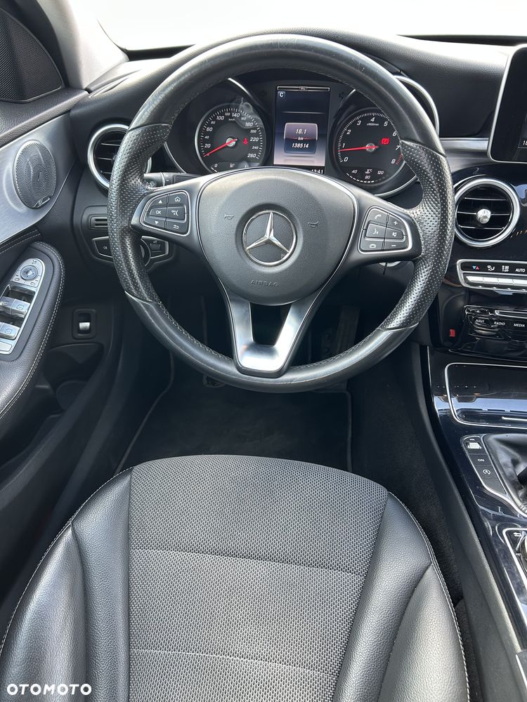 Mercedes-Benz Klasa C 200 AMG Line - 17