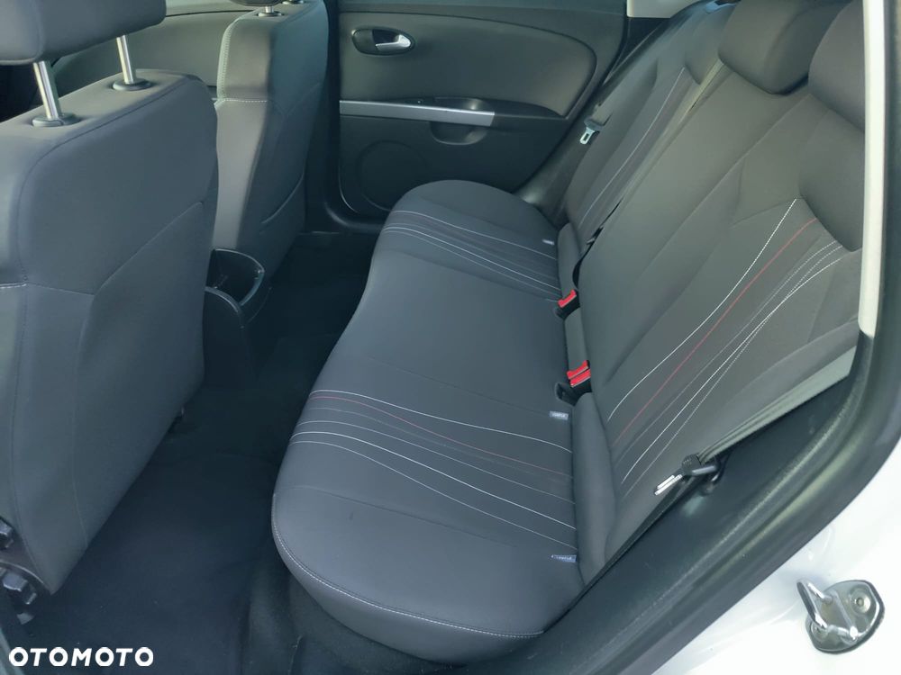 Seat Leon 2.0 TDI DPF Style Copa - 11