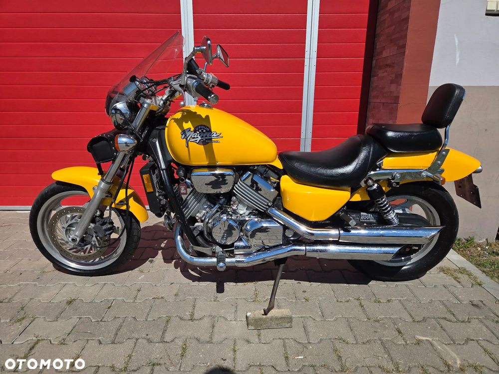 Honda VF - 4