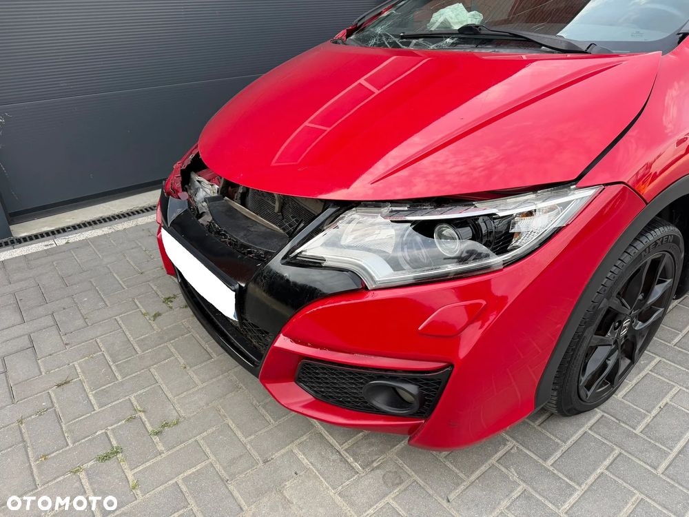 Honda Civic 1.6 i-DTEC Executive Black Edition - 31