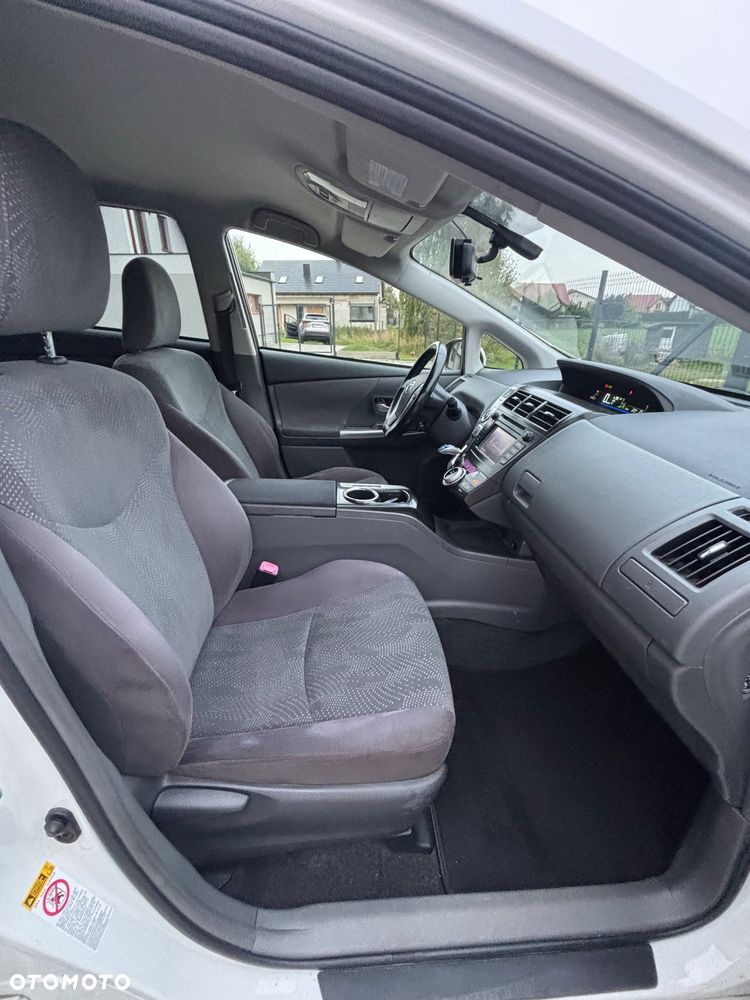 Toyota Prius+ 1.8 HSD Active - 29