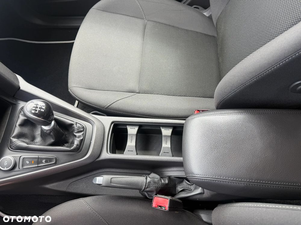 Ford Focus 1.0 EcoBoost Edition - 19
