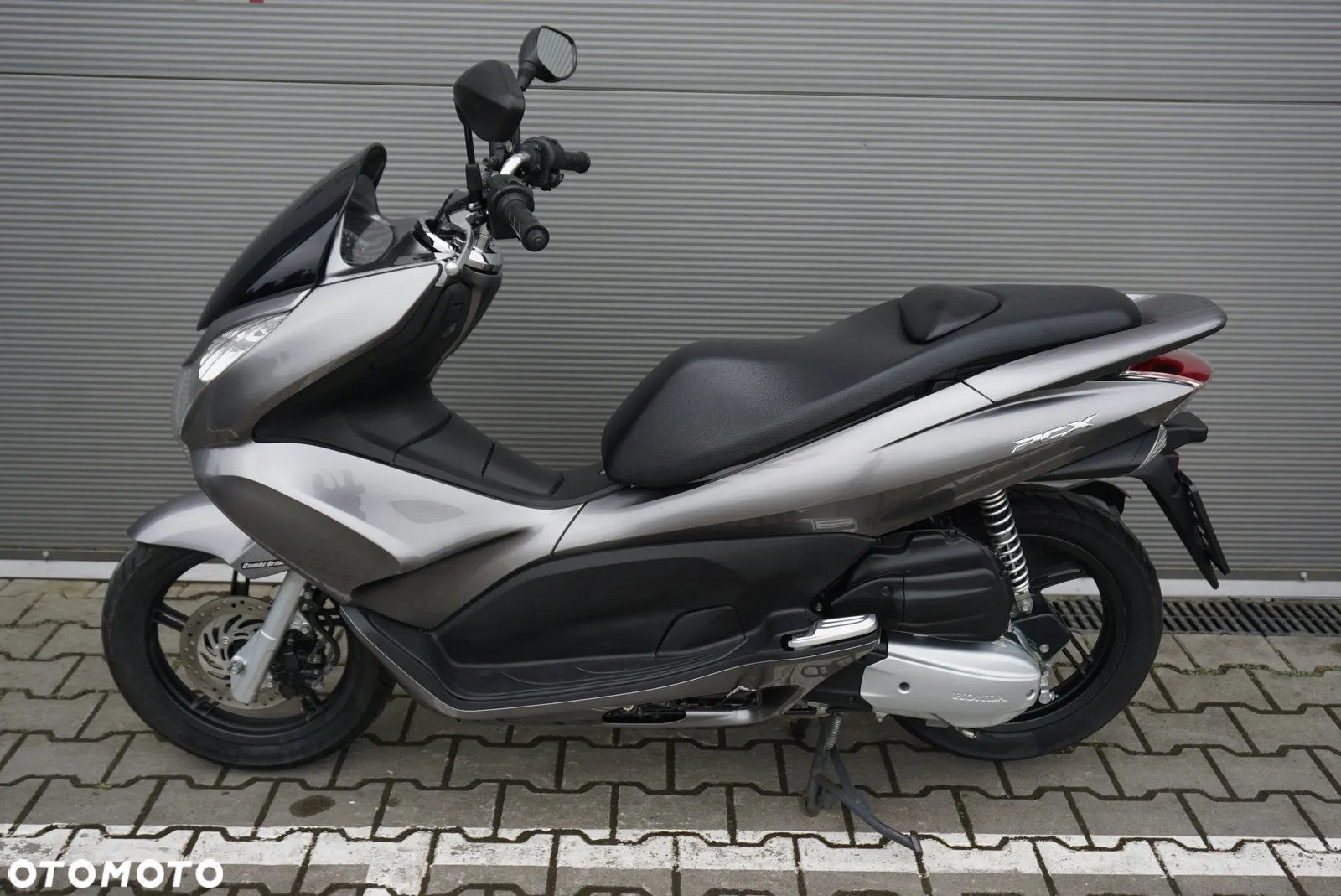 Honda PCX - 11
