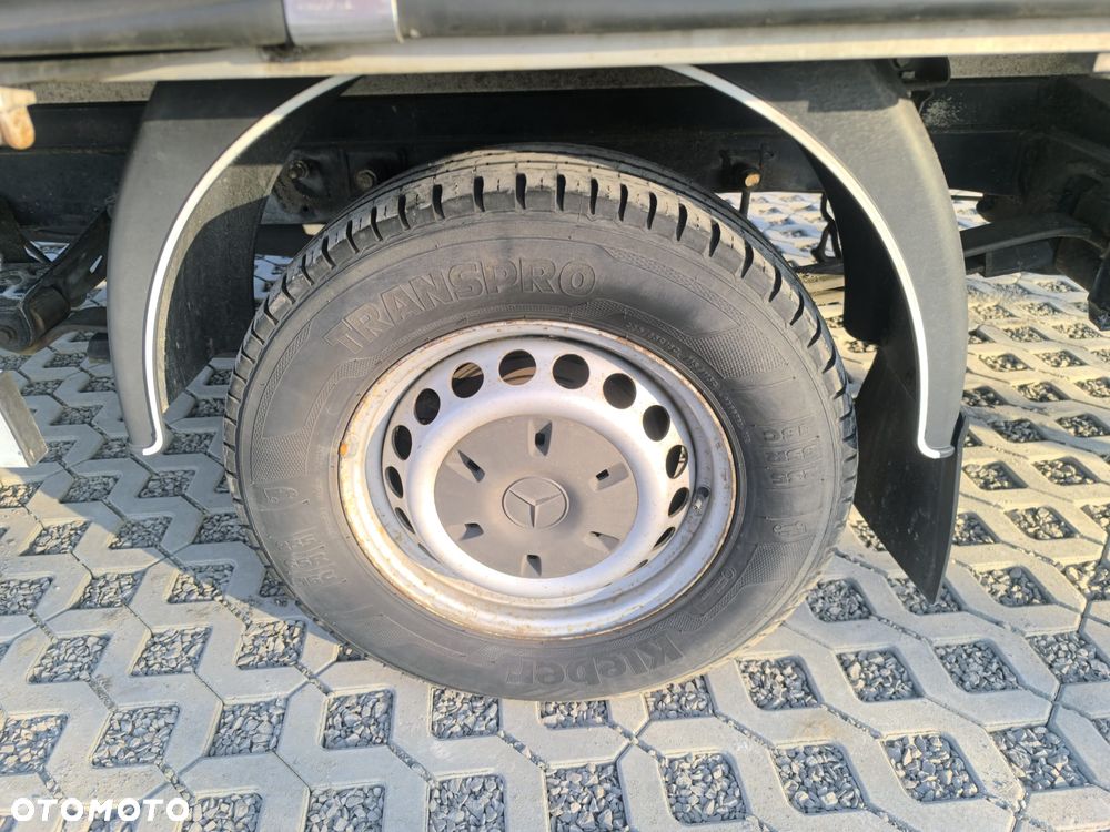 Mercedes-Benz Sprinter 319 CDI - 17