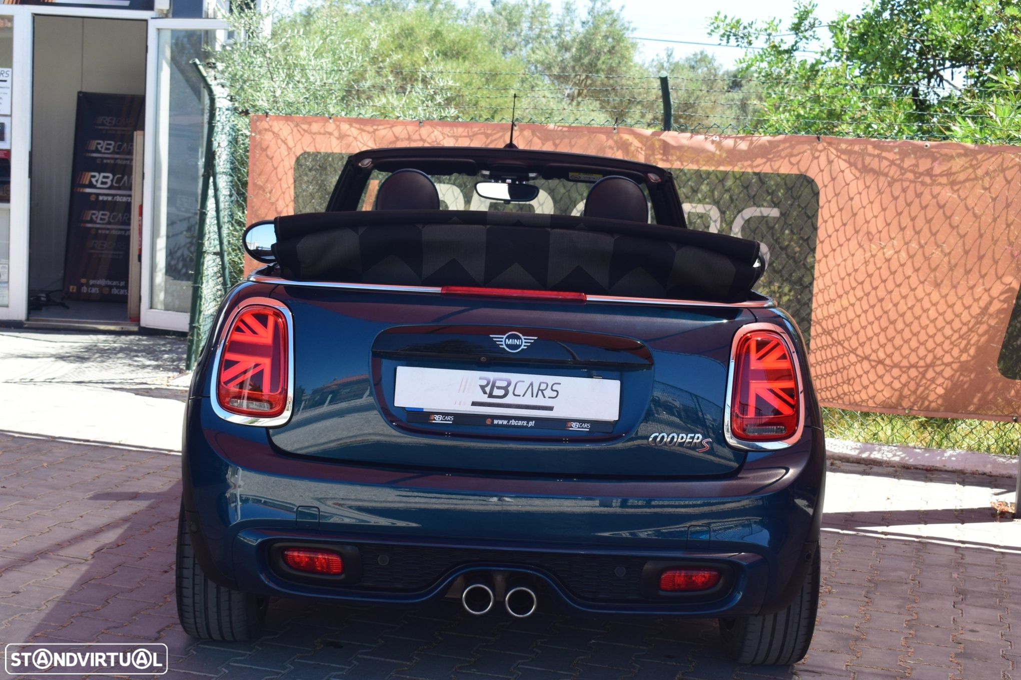MINI Cabrio - 6
