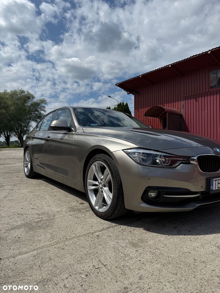 BMW Seria 3 320d Efficient Dynamics - 3