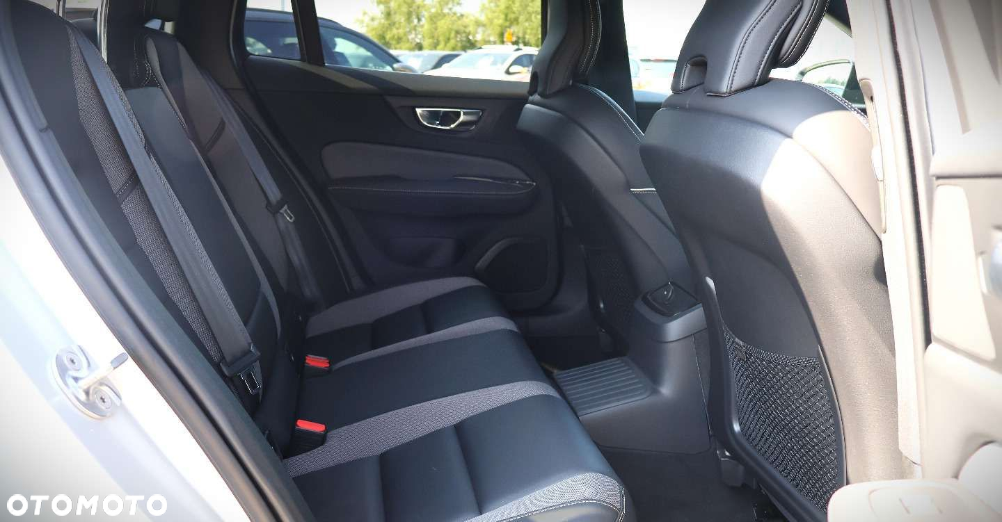 Volvo V60 - 17