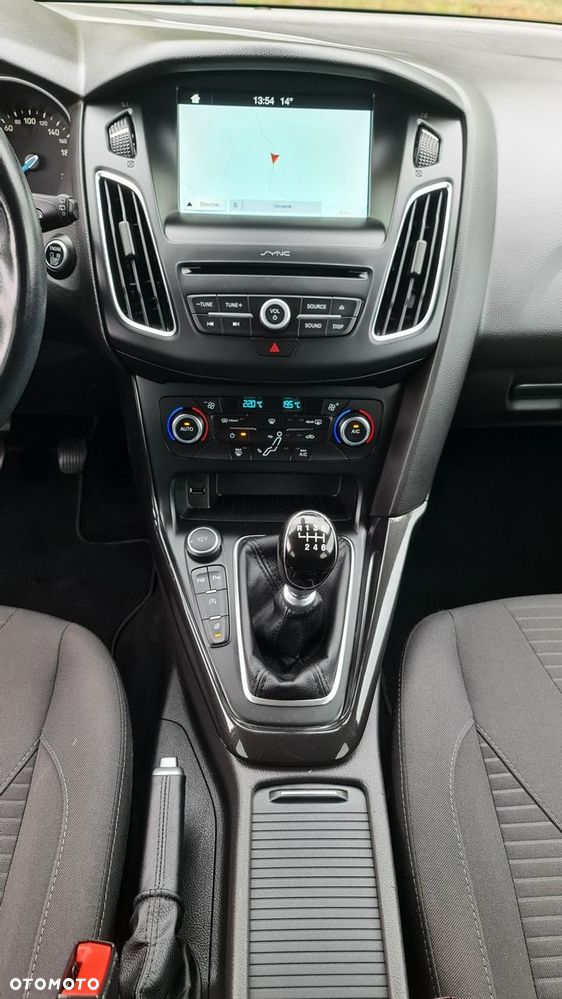 Ford Focus 1.5 EcoBlue STart-Stopp-System TITANIUM - 20